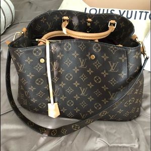 Authentic LV Montaigne GM MNG purse for sale